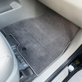 Ворсовые коврики на KIA Carnival III 7 мест 2014 - 2021 в Пензе Ворсовые коврики на KIA Carnival III 7 мест 2014 - 2021 в Пензе