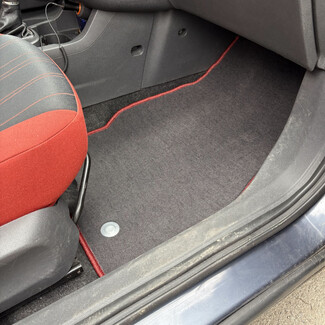 Коврики на Opel Corsa D 2006 - 2014 в Пензе Коврики на Opel Corsa D 2006 - 2014 в Пензе