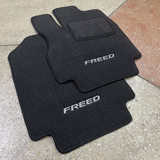 Ворсовые коврики на Honda Freed Spike 2010&nbsp;-&nbsp;2016 в Пензе