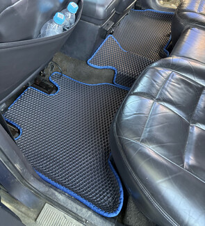 Коврики на Jeep Grand Cherokee (ZJ) 1992 - 1999 в Пензе Коврики на Jeep Grand Cherokee (ZJ) 1992 - 1999 в Пензе