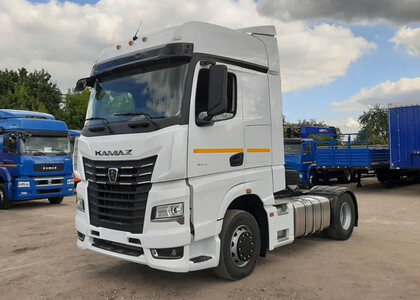 Коврики на КамАЗ К5 широкая кабина 54901 Коврики на КамАЗ К5 широкая кабина 54901