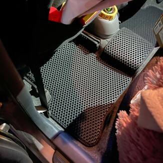 EVA коврики на Toyota Vitz I 1998 - 2005 в Пензе EVA коврики на Toyota Vitz I 1998 - 2005 в Пензе