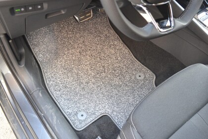 Ворсовые коврики на Audi Q2L 2016 - 2026 в Пензе Ворсовые коврики на Audi Q2L 2016 - 2026 в Пензе