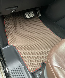 Ворсовые коврики на Hyundai H1 II 2007 - 2022 в Пензе